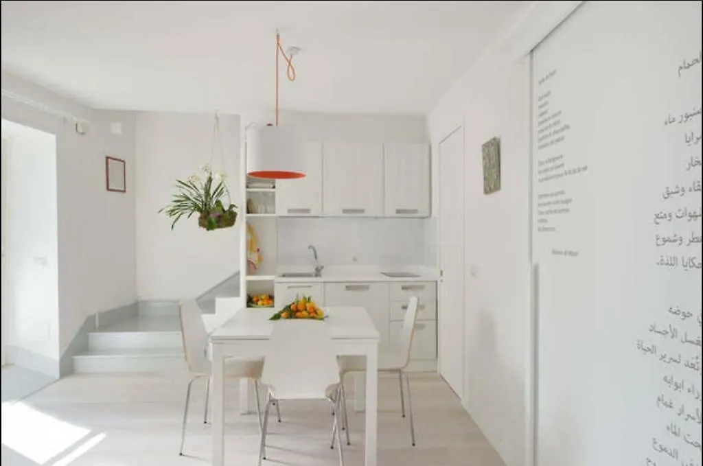 Bed & Breakfast Community Rooms & Wine Favara